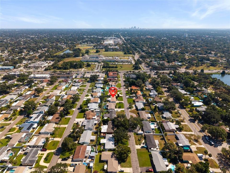 合同活跃: $589,000 (3 贝兹, 2 浴室, 1570 平方英尺)