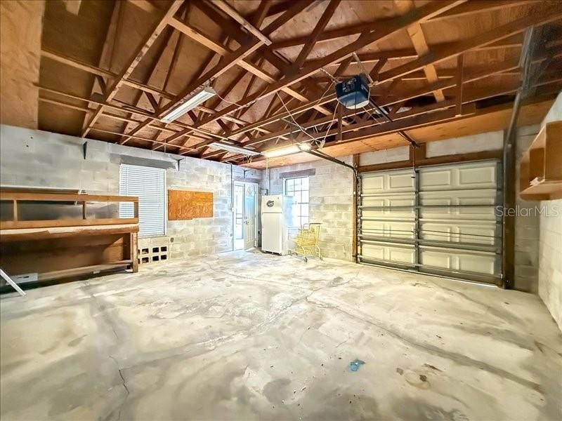 待售: $775,000 (4 贝兹, 4 浴室, 2367 平方英尺)