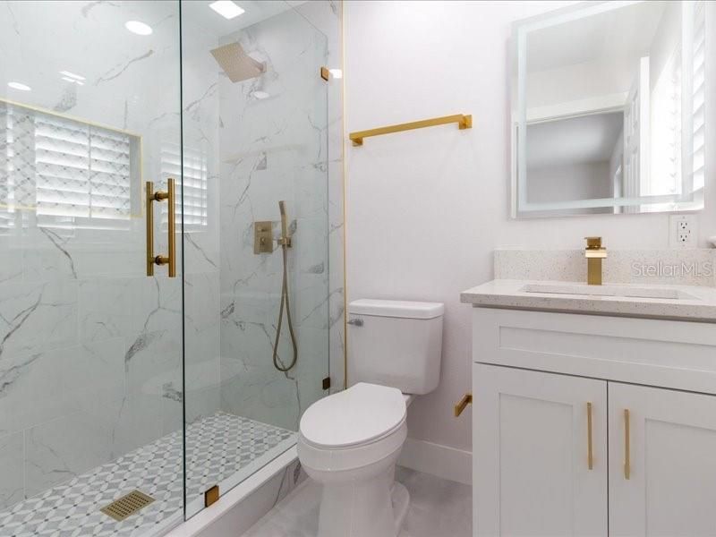 待售: $775,000 (4 贝兹, 4 浴室, 2367 平方英尺)