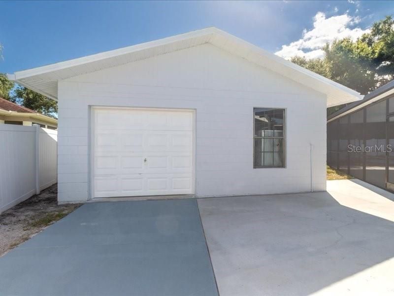 待售: $775,000 (4 贝兹, 4 浴室, 2367 平方英尺)