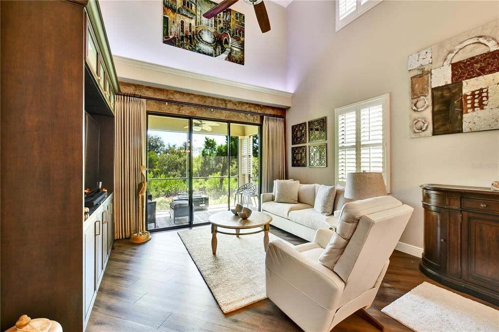 На продажу: $579,000 (3 спален, 2 ванн, 2250 Квадратных фут)