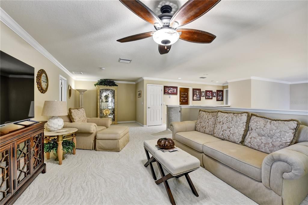 На продажу: $579,000 (3 спален, 2 ванн, 2250 Квадратных фут)