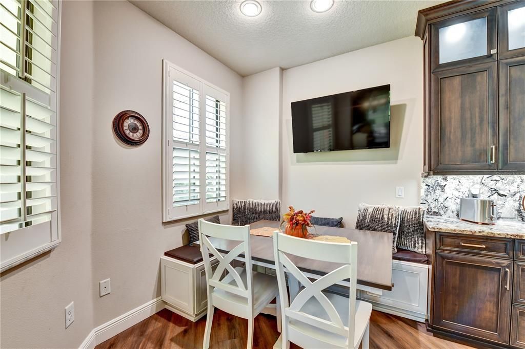 На продажу: $579,000 (3 спален, 2 ванн, 2250 Квадратных фут)