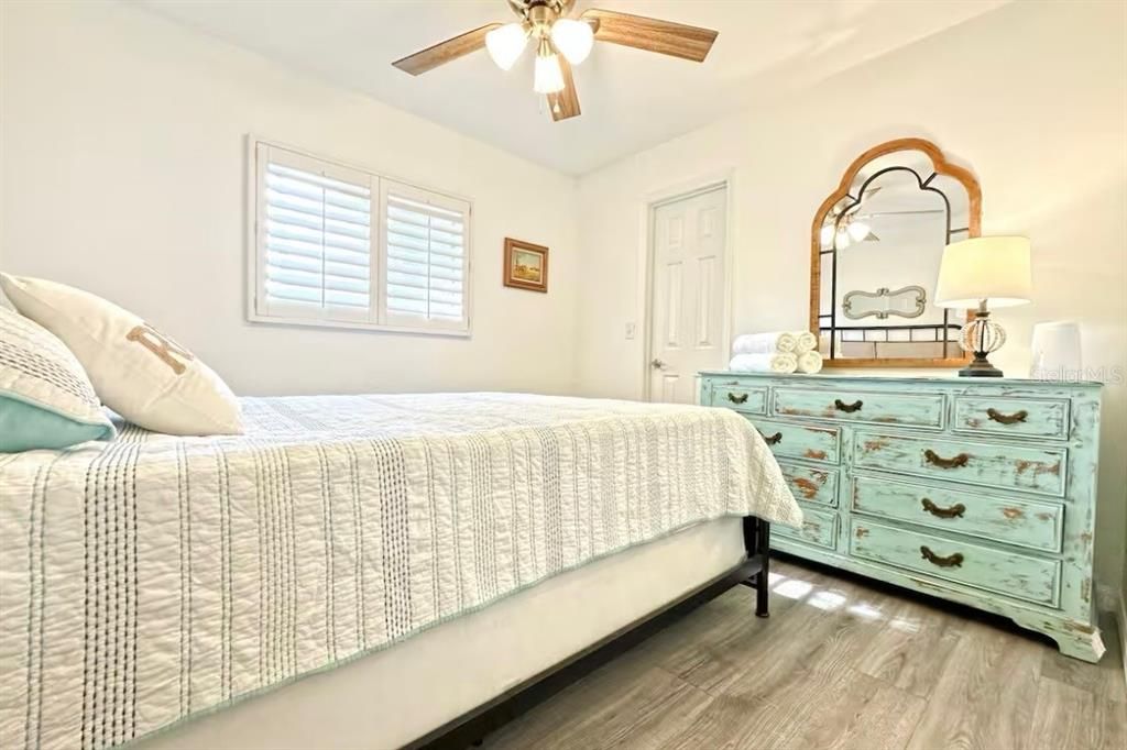 For Rent: $1,600 (2 beds, 2 baths, 912 Square Feet)