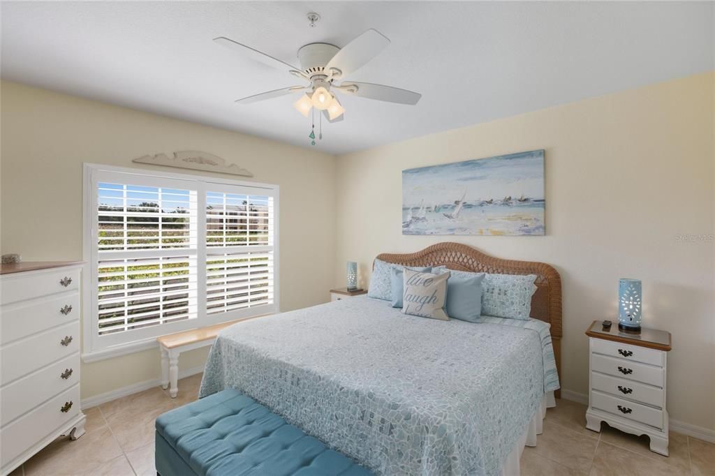 Active With Contract: $179,900 (3 beds, 2 baths, 1293 Square Feet)