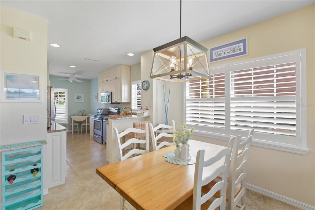 Active With Contract: $179,900 (3 beds, 2 baths, 1293 Square Feet)