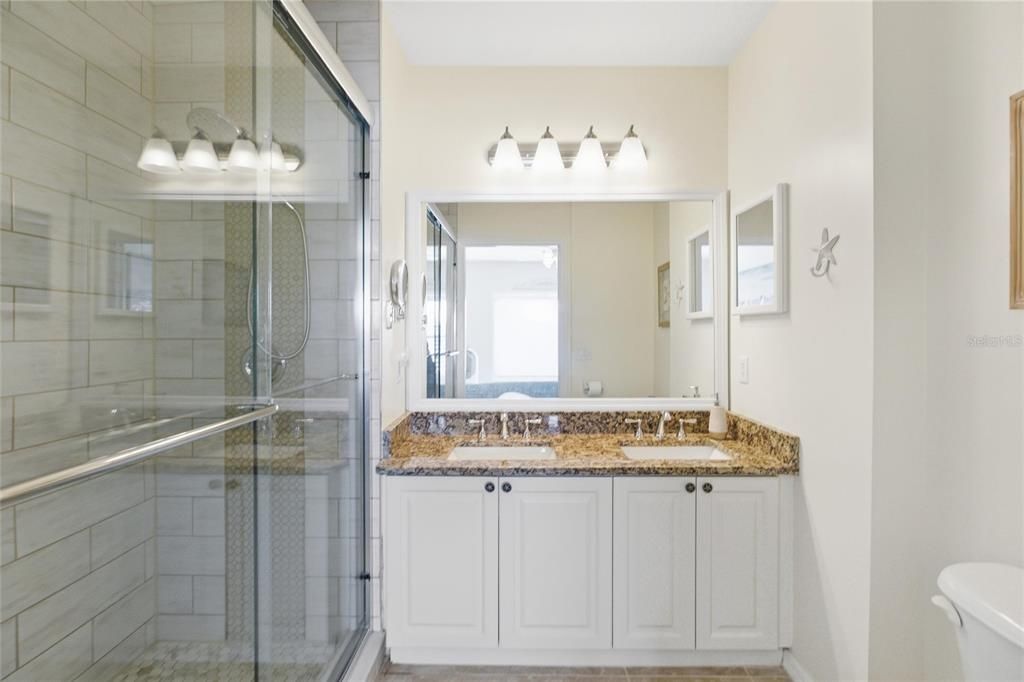 Active With Contract: $179,900 (3 beds, 2 baths, 1293 Square Feet)