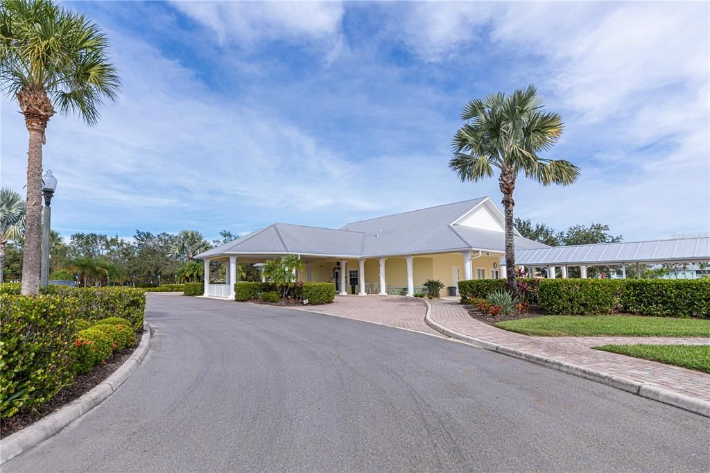 Active With Contract: $179,900 (3 beds, 2 baths, 1293 Square Feet)