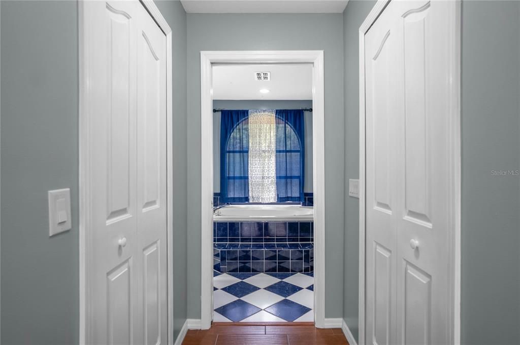 En Venta: $375,000 (5 camas, 2 baños, 2230 Pies cuadrados)