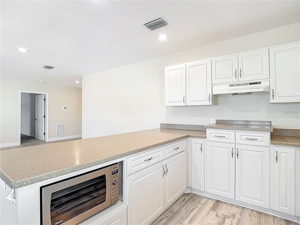 For Sale: $1,599,000 (4 beds, 3 baths, 4314 Square Feet)