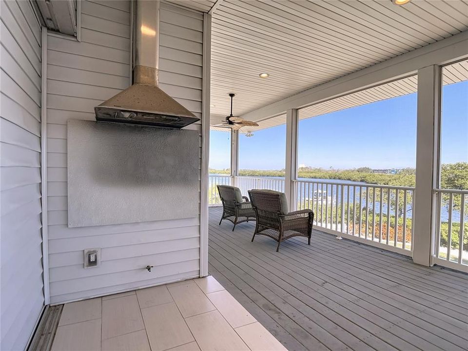 For Sale: $1,599,000 (4 beds, 3 baths, 4314 Square Feet)