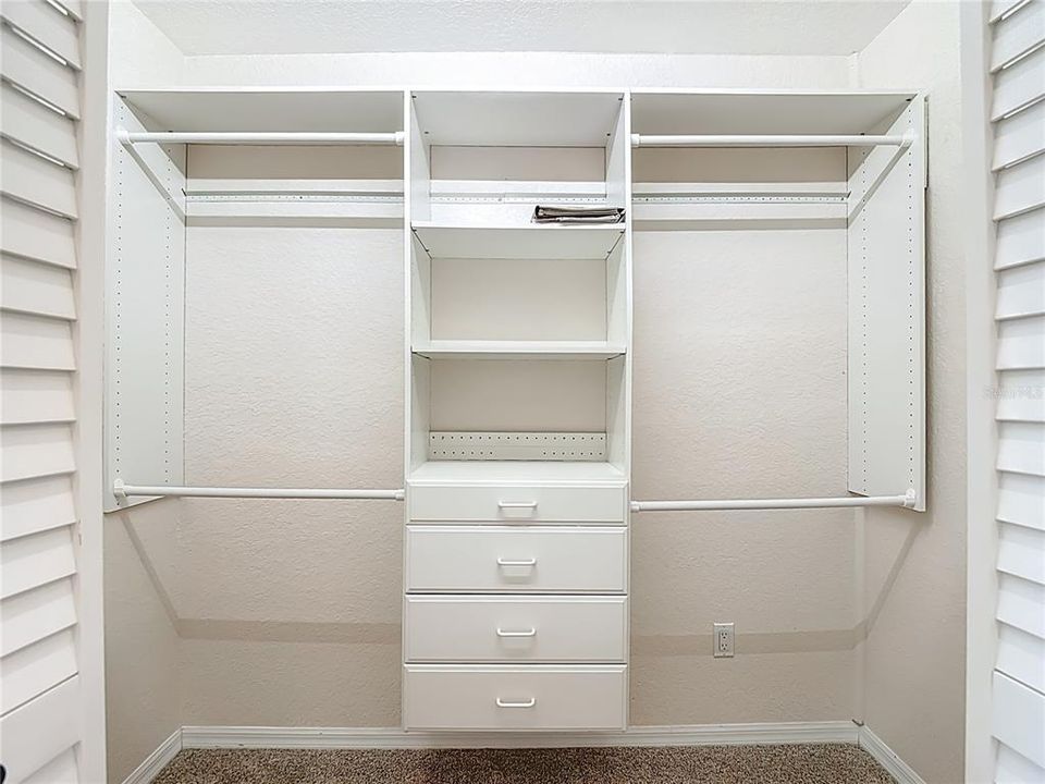 For Sale: $1,599,000 (4 beds, 3 baths, 4314 Square Feet)