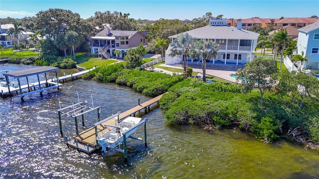 For Sale: $1,599,000 (4 beds, 3 baths, 4314 Square Feet)