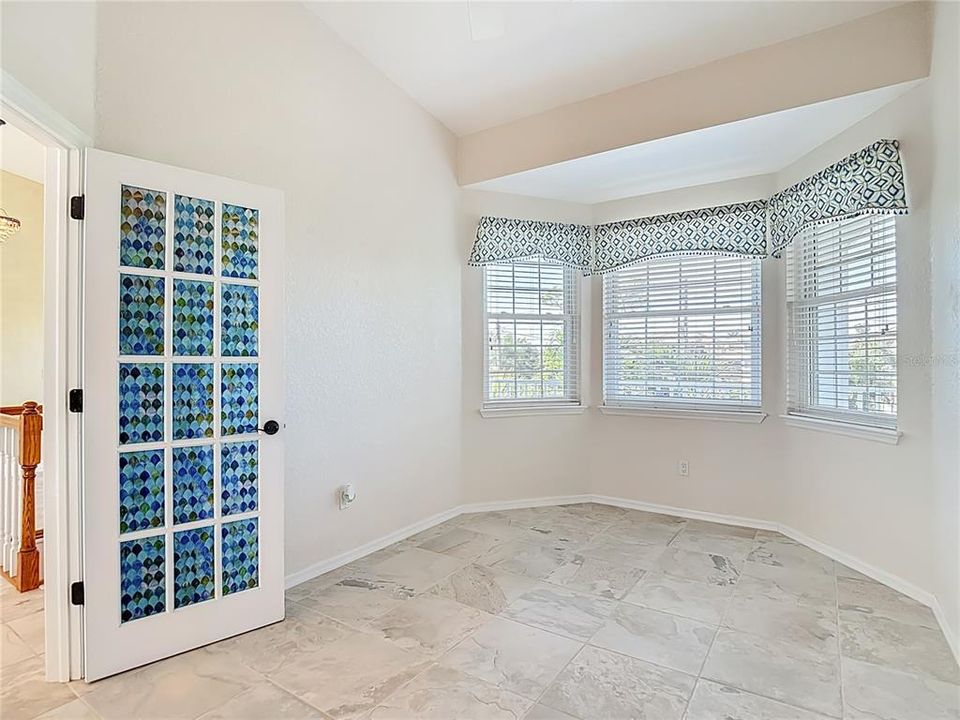 For Sale: $1,599,000 (4 beds, 3 baths, 4314 Square Feet)