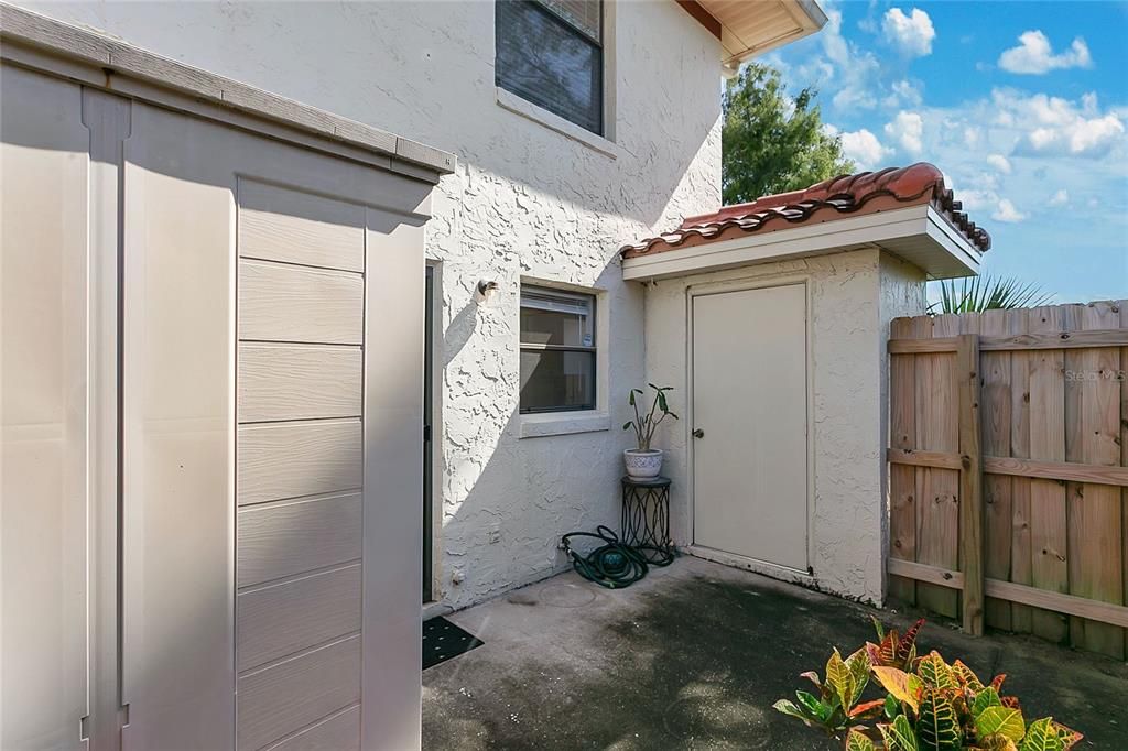 For Sale: $204,900 (2 beds, 2 baths, 1266 Square Feet)