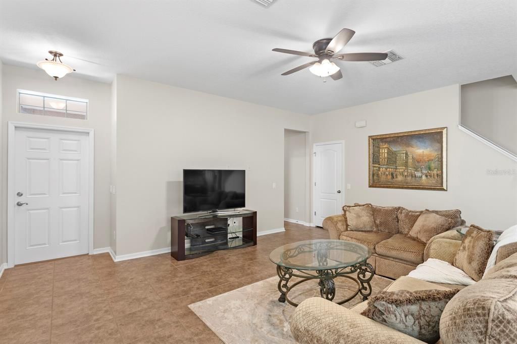 待售: $495,000 (3 贝兹, 2 浴室, 2230 平方英尺)