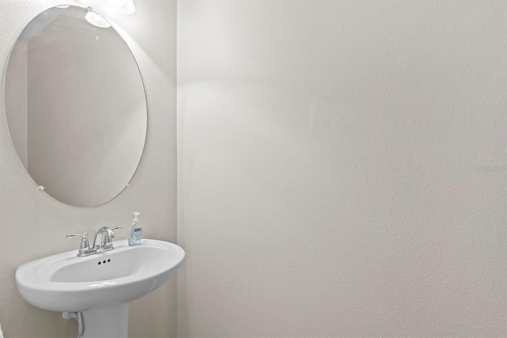 待售: $495,000 (3 贝兹, 2 浴室, 2230 平方英尺)