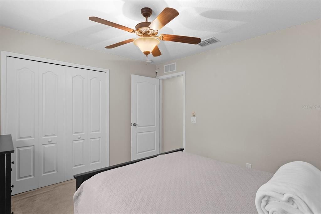 待售: $495,000 (3 贝兹, 2 浴室, 2230 平方英尺)