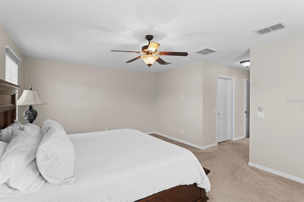 待售: $495,000 (3 贝兹, 2 浴室, 2230 平方英尺)