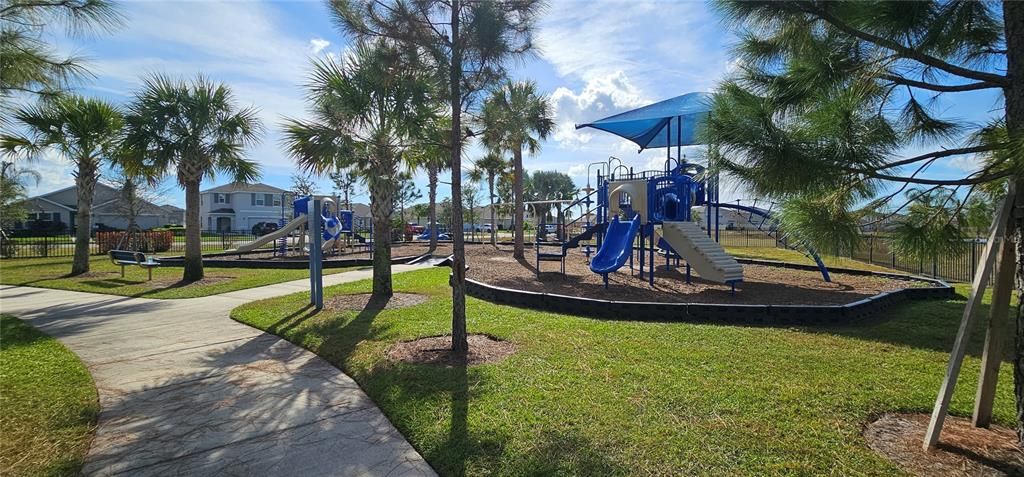 For Sale: $315,000 (3 beds, 2 baths, 1504 Square Feet)