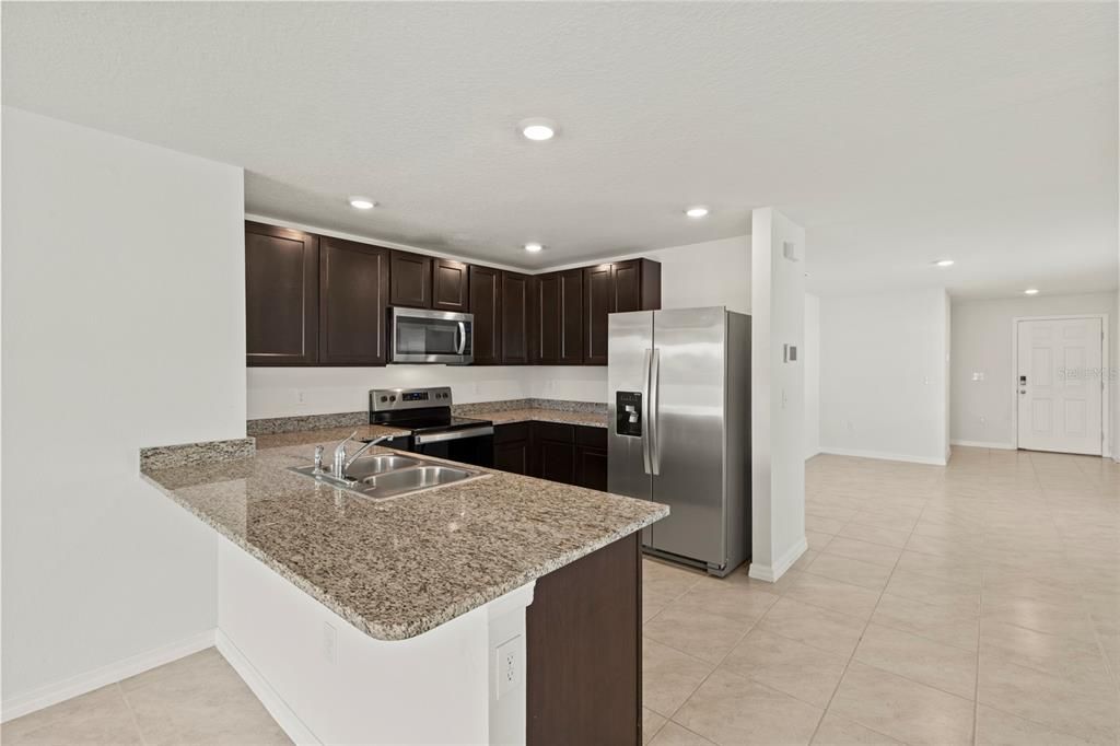 На продажу: $337,000 (3 спален, 2 ванн, 1504 Квадратных фут)