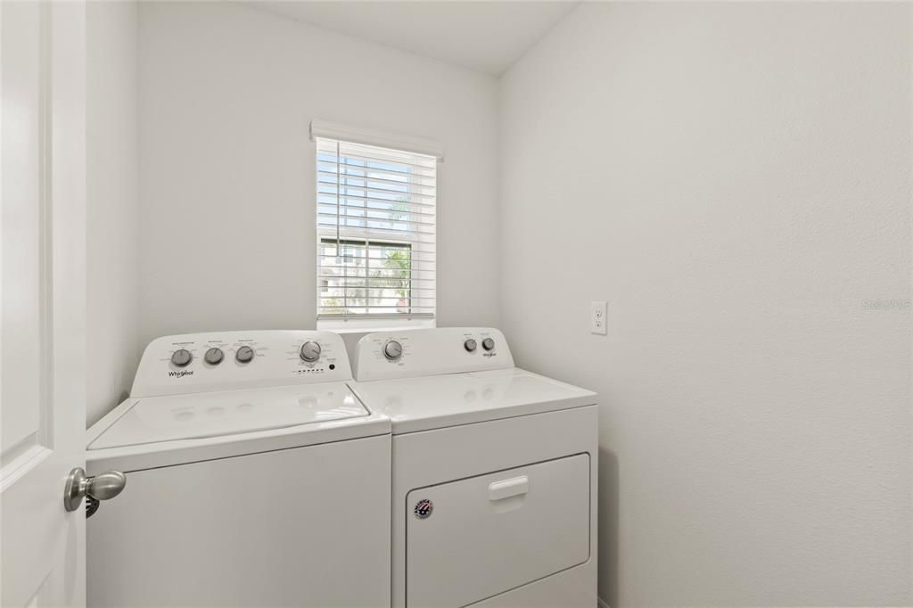 На продажу: $337,000 (3 спален, 2 ванн, 1504 Квадратных фут)