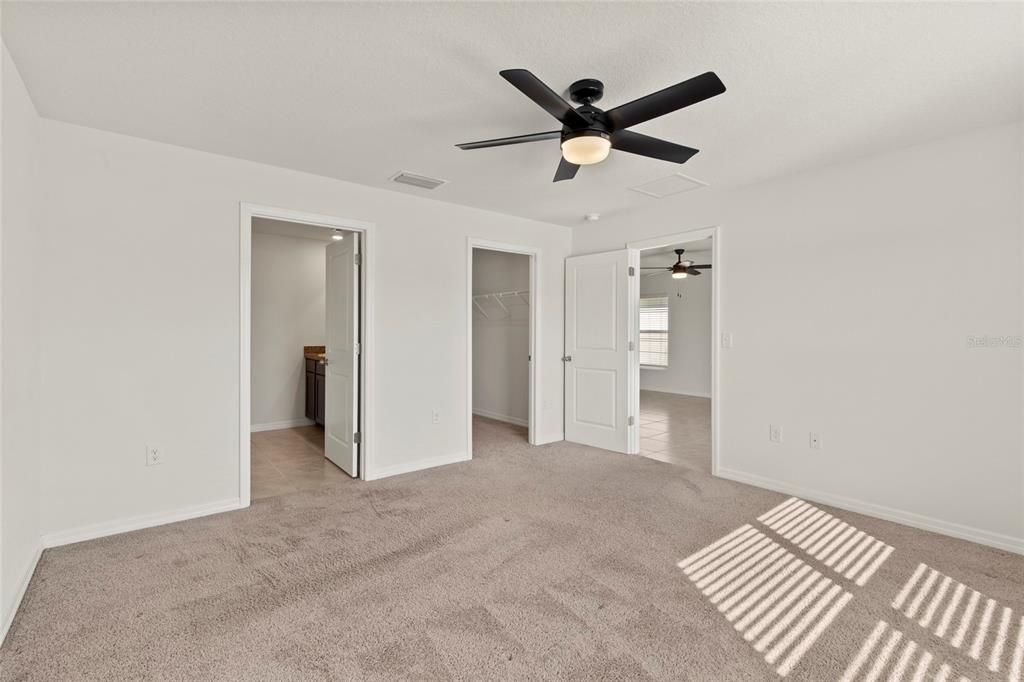 На продажу: $337,000 (3 спален, 2 ванн, 1504 Квадратных фут)