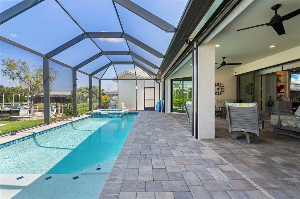 For Sale: $749,900 (3 beds, 3 baths, 2246 Square Feet)