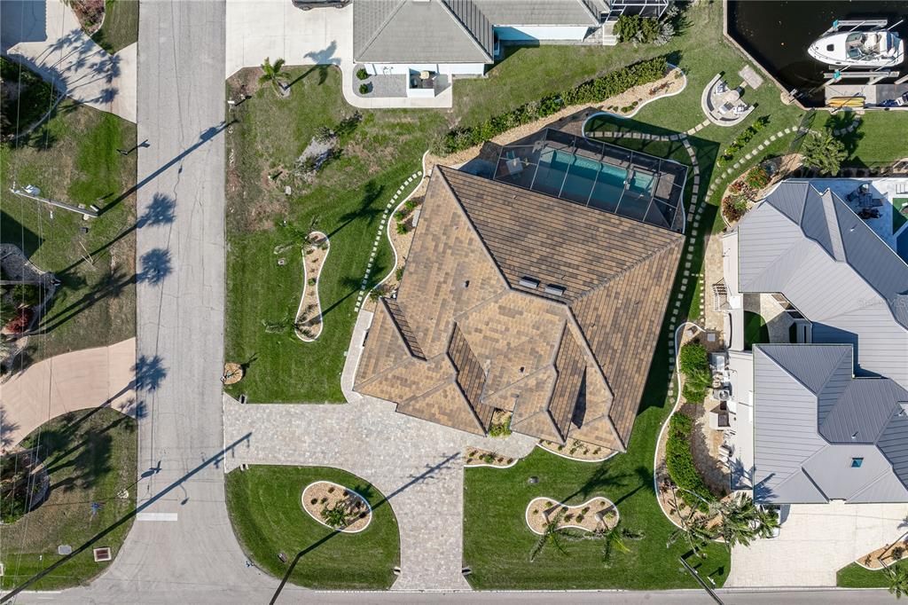 For Sale: $749,900 (3 beds, 3 baths, 2246 Square Feet)