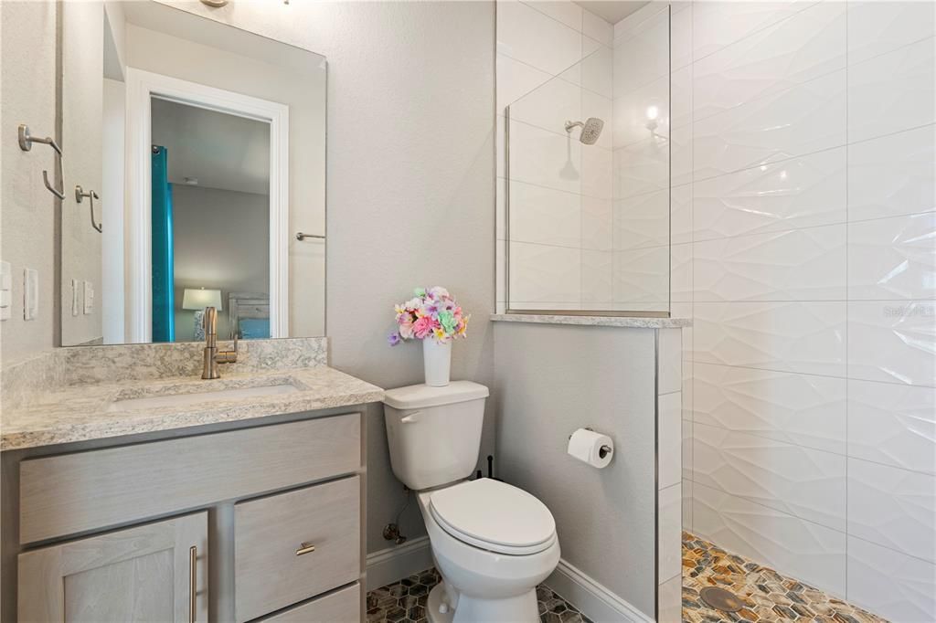 For Sale: $749,900 (3 beds, 3 baths, 2246 Square Feet)