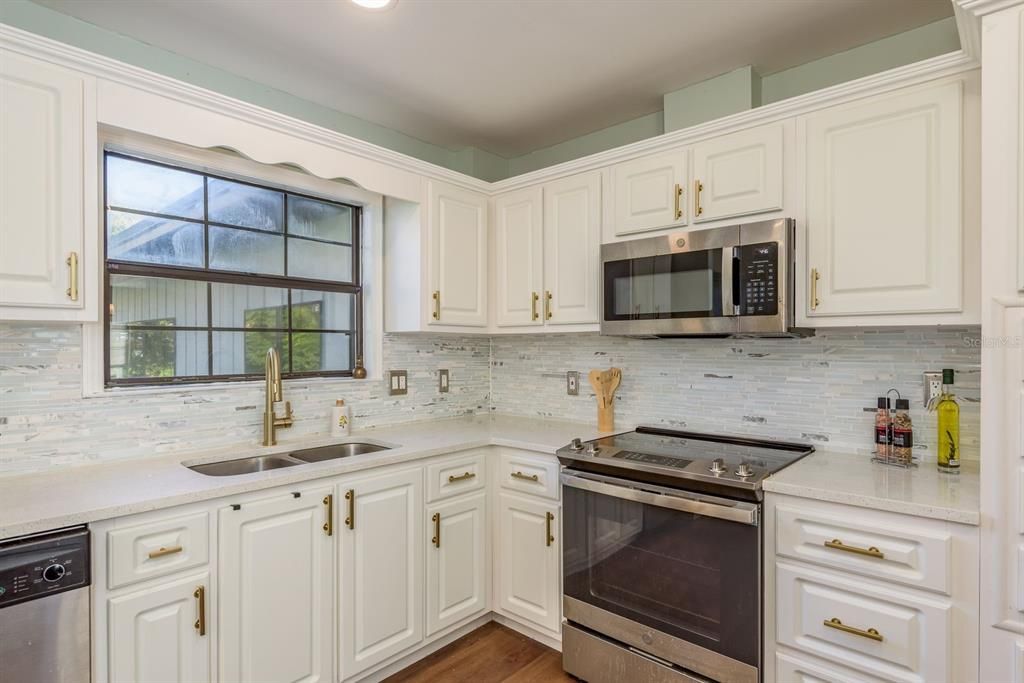 待售: $779,000 (5 贝兹, 4 浴室, 3347 平方英尺)