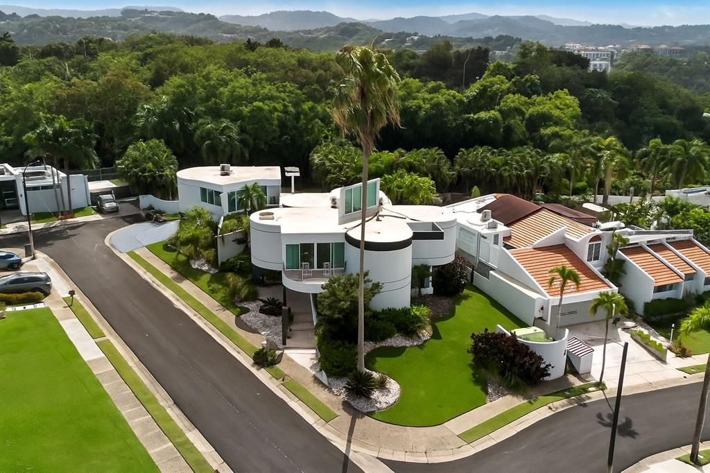 En Venta: $1,495,000 (5 camas, 5 baños, 3733 Pies cuadrados)