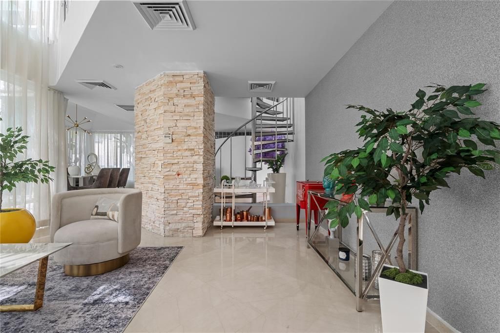 En Venta: $1,495,000 (5 camas, 5 baños, 3733 Pies cuadrados)