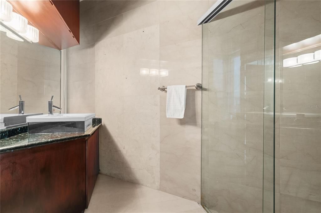 En Venta: $1,495,000 (5 camas, 5 baños, 3733 Pies cuadrados)