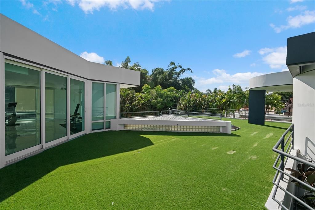 En Venta: $1,495,000 (5 camas, 5 baños, 3733 Pies cuadrados)