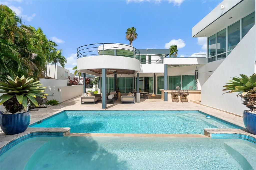 En Venta: $1,495,000 (5 camas, 5 baños, 3733 Pies cuadrados)