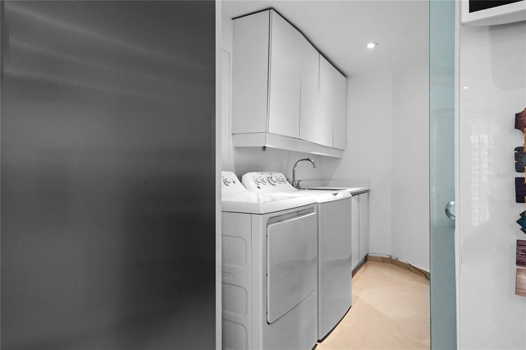 En Venta: $1,495,000 (5 camas, 5 baños, 3733 Pies cuadrados)