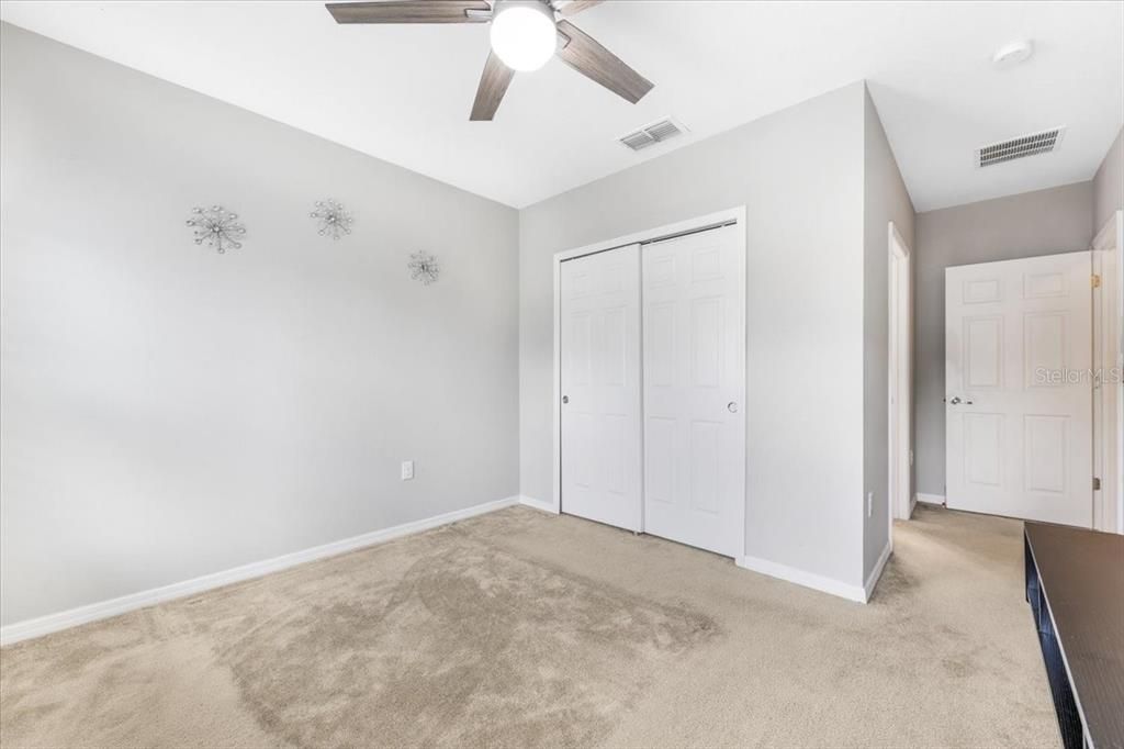 For Rent: $3,100 (6 beds, 4 baths, 3518 Square Feet)