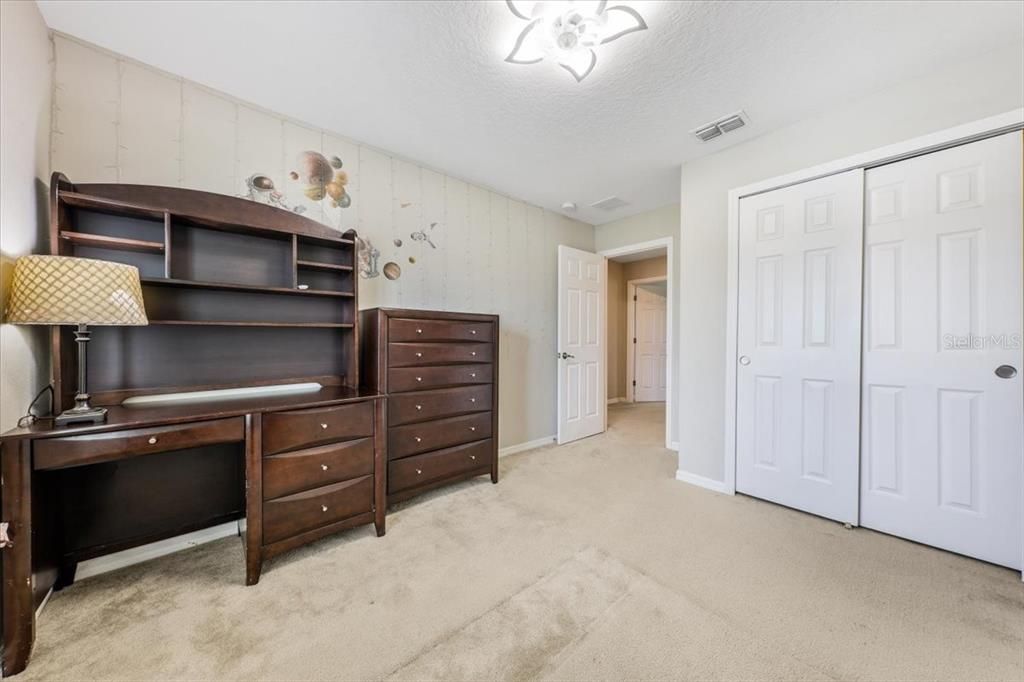 For Rent: $3,100 (6 beds, 4 baths, 3518 Square Feet)