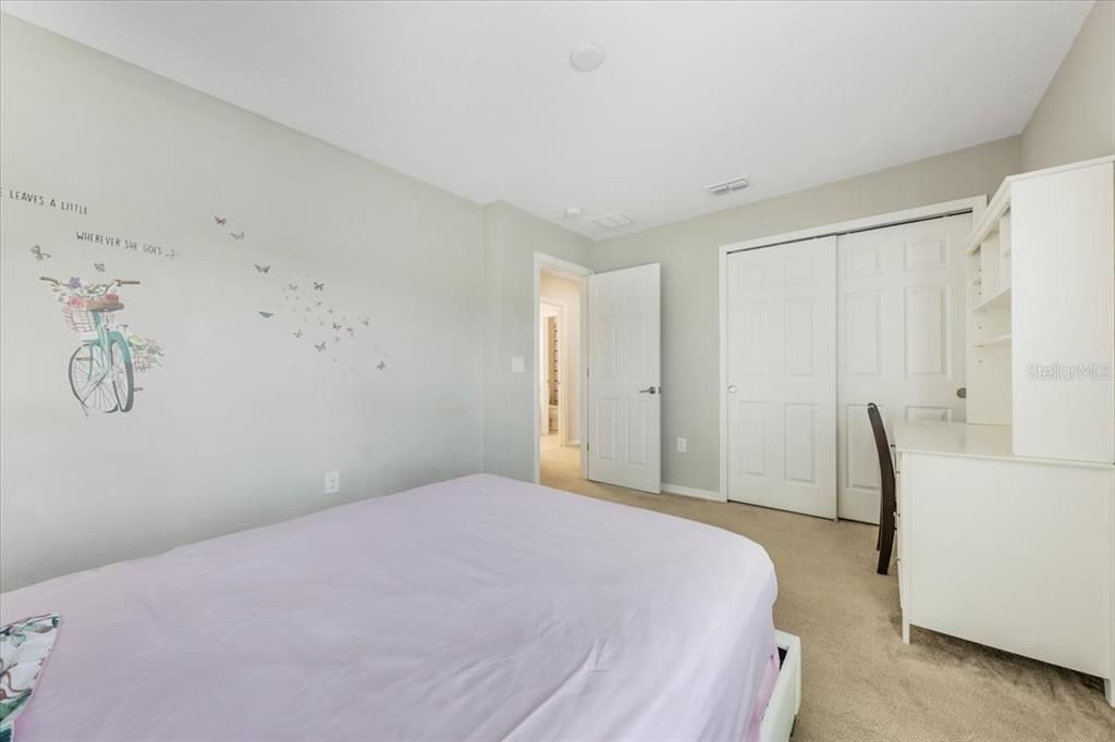 For Rent: $3,100 (6 beds, 4 baths, 3518 Square Feet)