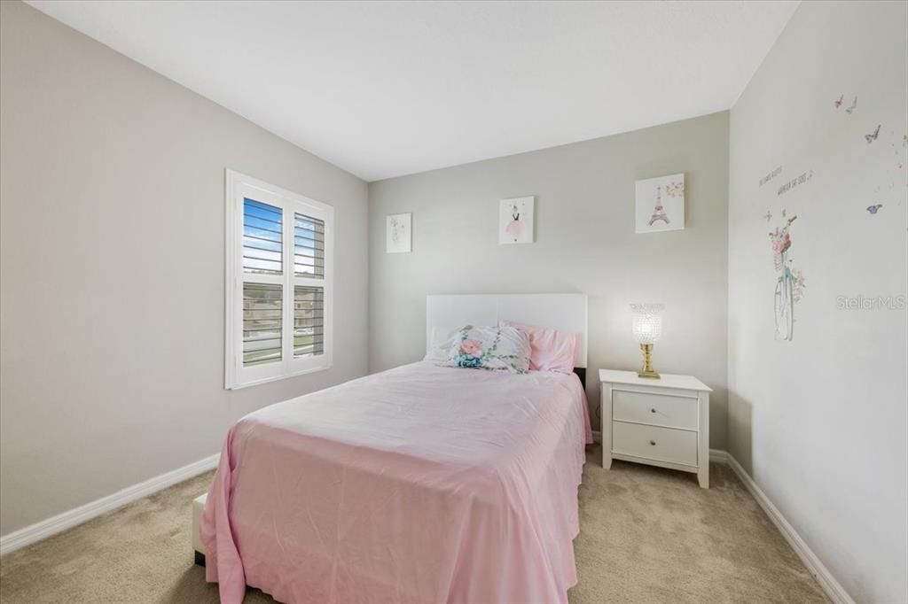 For Rent: $3,100 (6 beds, 4 baths, 3518 Square Feet)