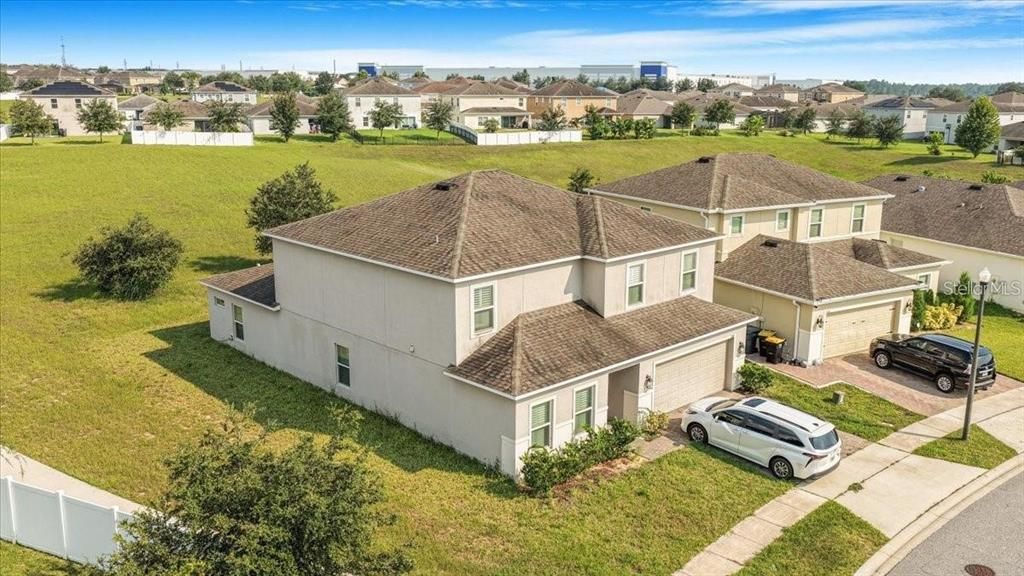 For Rent: $3,100 (6 beds, 4 baths, 3518 Square Feet)