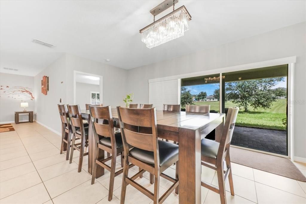 For Rent: $3,100 (6 beds, 4 baths, 3518 Square Feet)