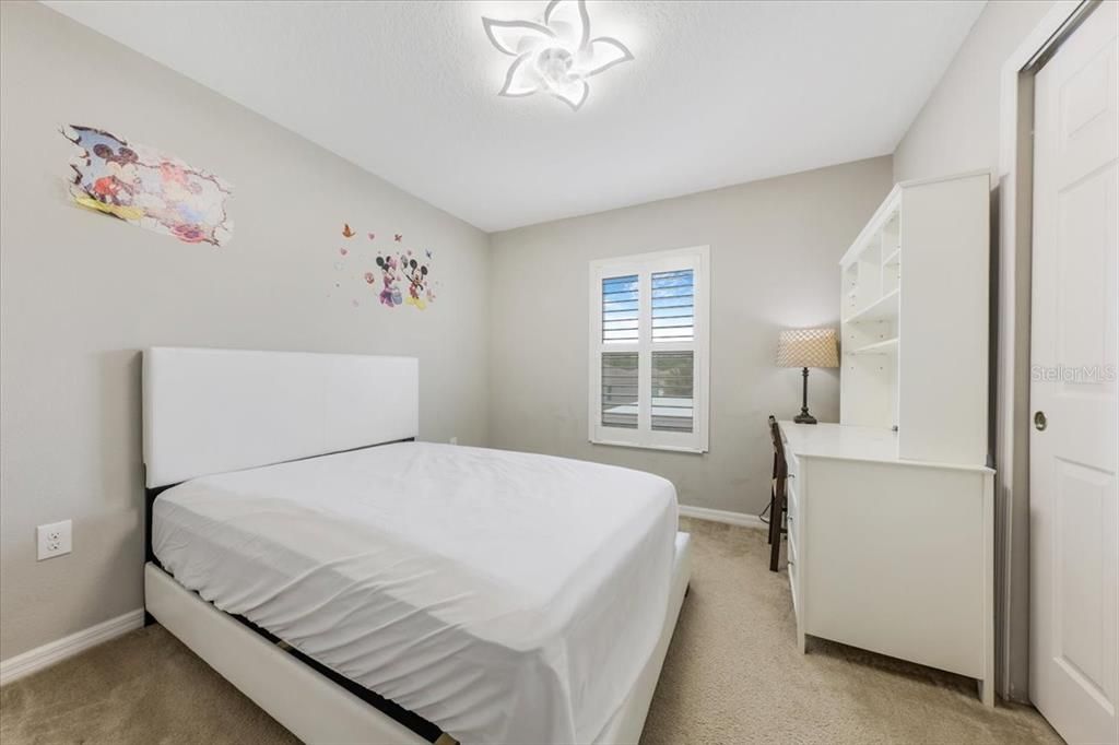 For Rent: $3,100 (6 beds, 4 baths, 3518 Square Feet)