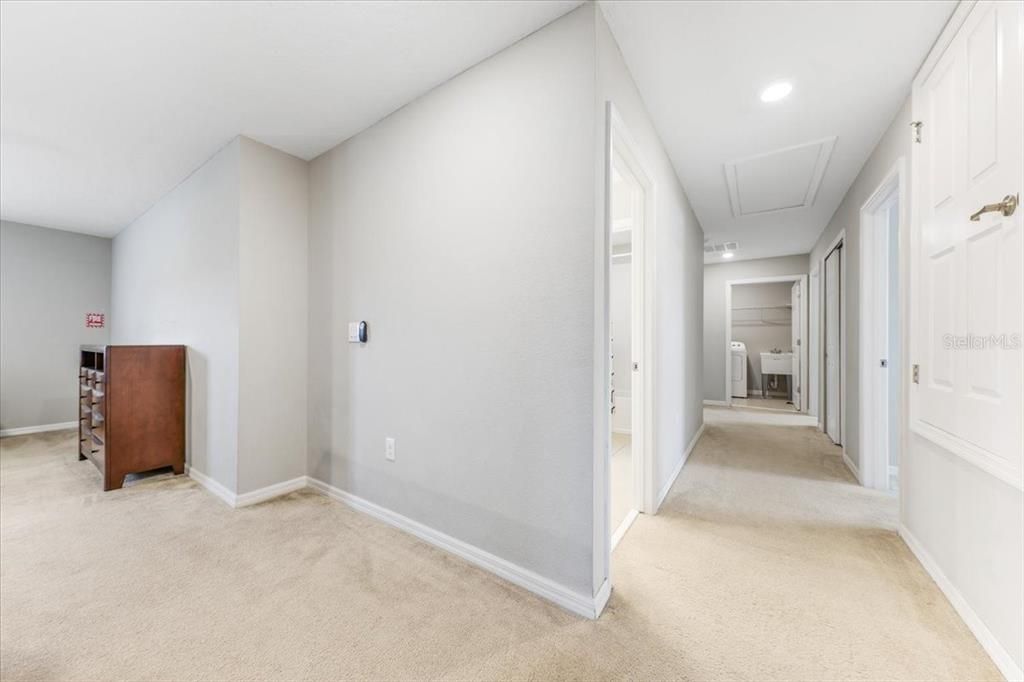 For Rent: $3,100 (6 beds, 4 baths, 3518 Square Feet)