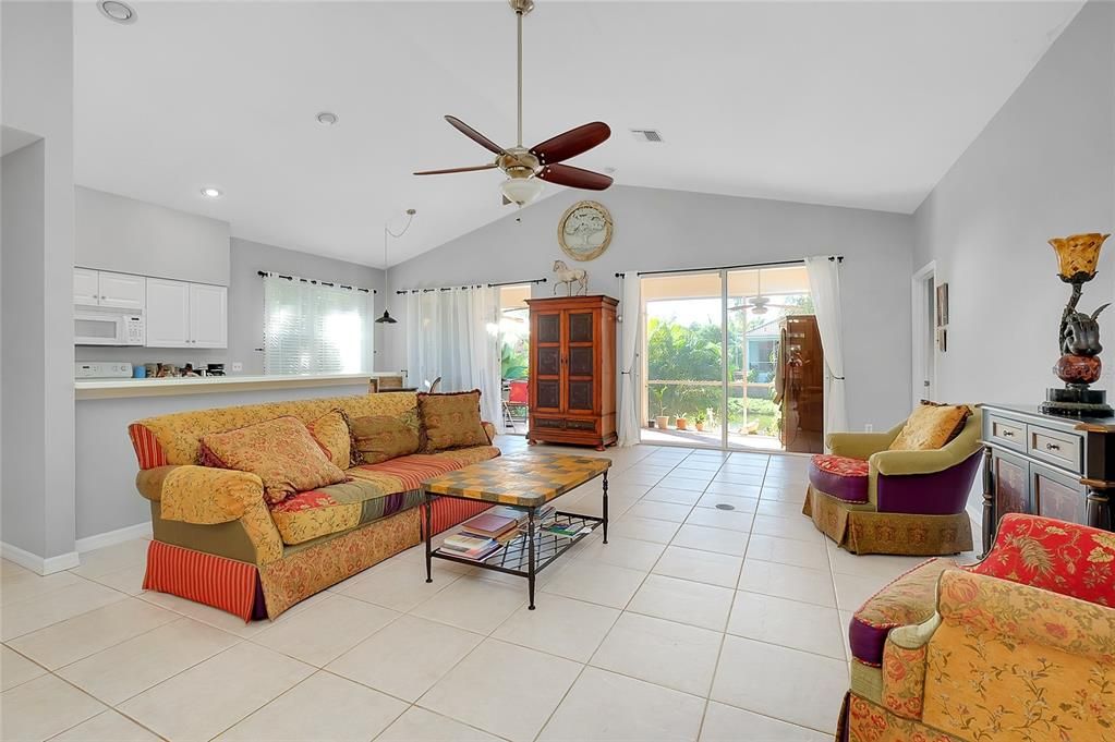 For Sale: $497,000 (3 beds, 2 baths, 1660 Square Feet)