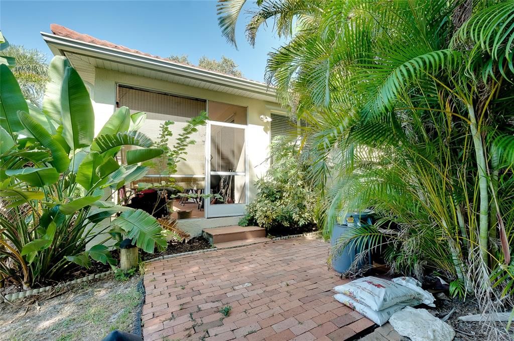 For Sale: $497,000 (3 beds, 2 baths, 1660 Square Feet)