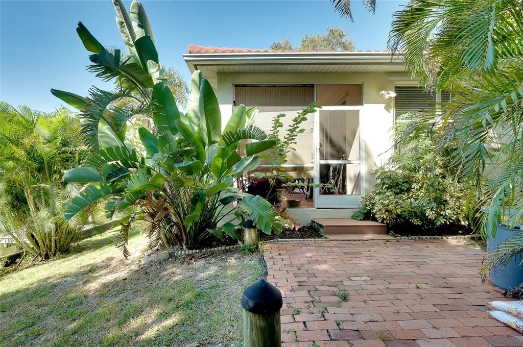 For Sale: $497,000 (3 beds, 2 baths, 1660 Square Feet)