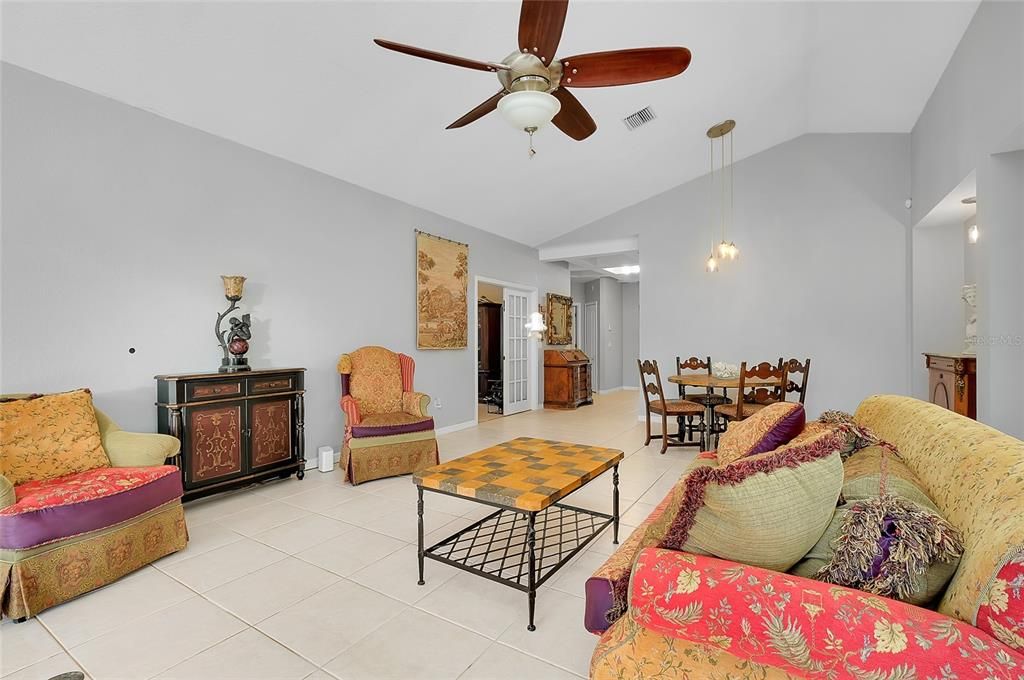 For Sale: $497,000 (3 beds, 2 baths, 1660 Square Feet)