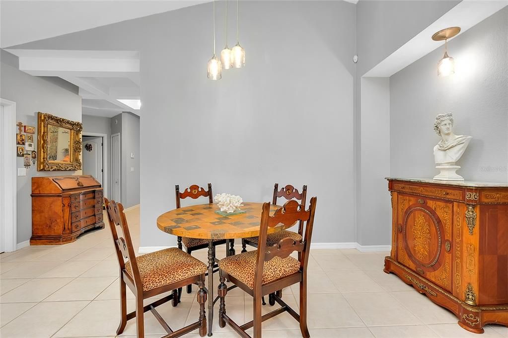 For Sale: $497,000 (3 beds, 2 baths, 1660 Square Feet)